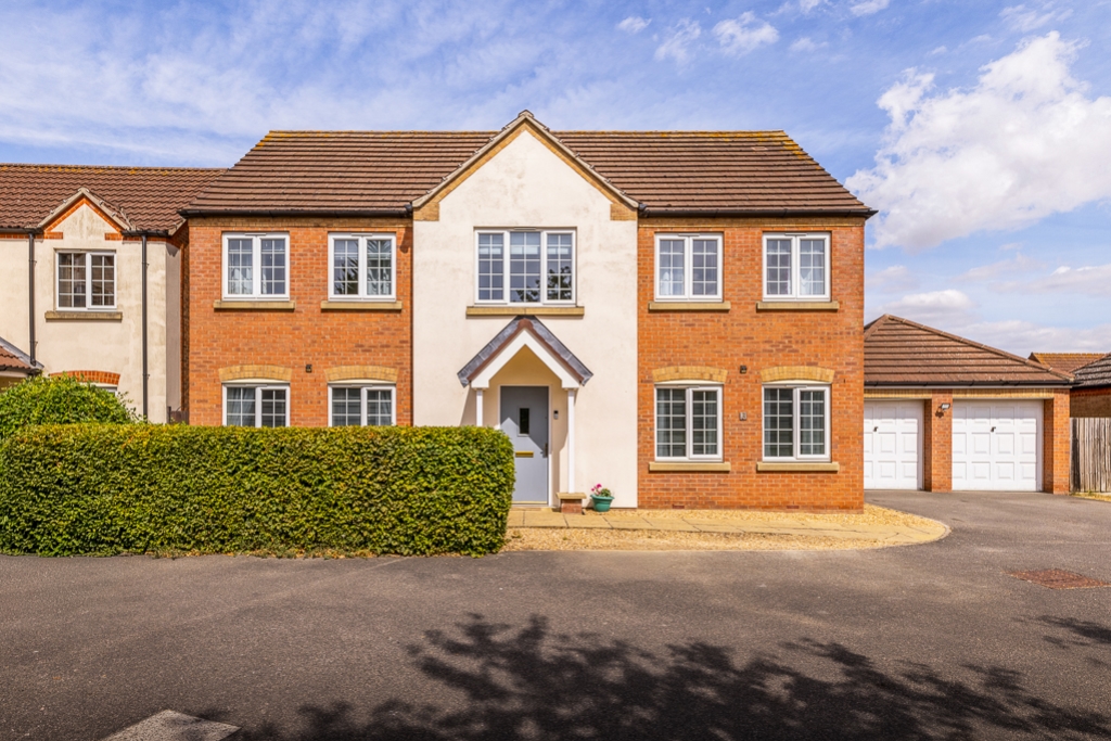 Farthing Close