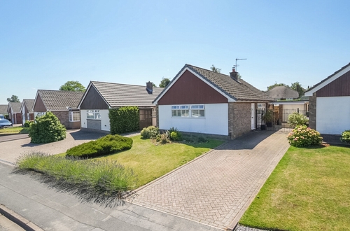 High Meadow, Grantham