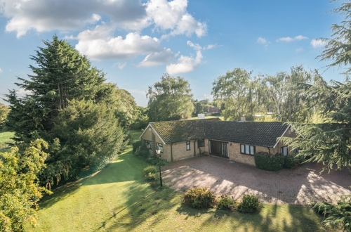 Lincoln Road, Caythorpe