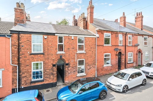 Rosemary Lane, Lincoln