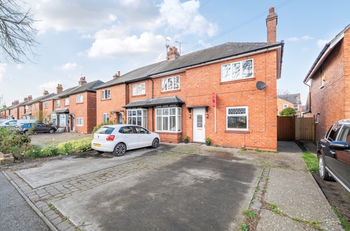 St. Andrews Drive, Lincoln