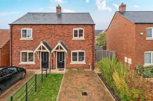 Top Farm Avenue, Navenby