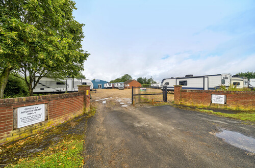 Station Business Park, Office 1