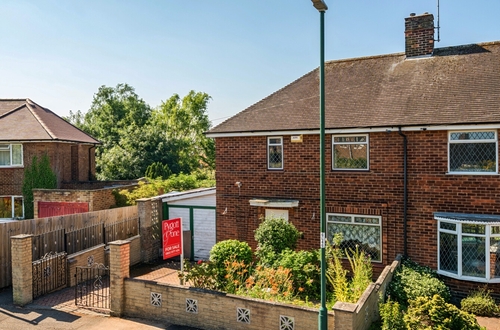 Larchdene Avenue, Wollaton